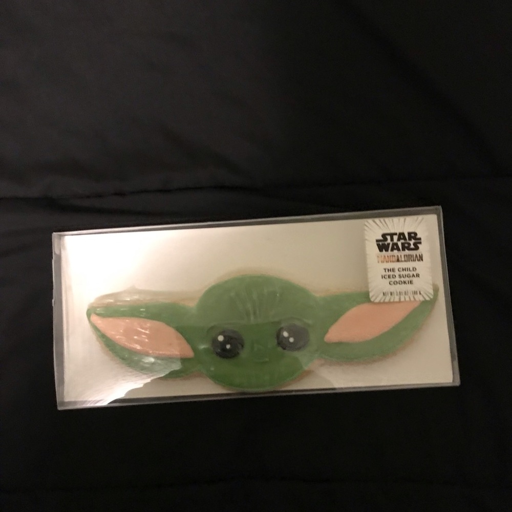 Williams Sonoma Star Wars The Child Cookie - Green and Pink